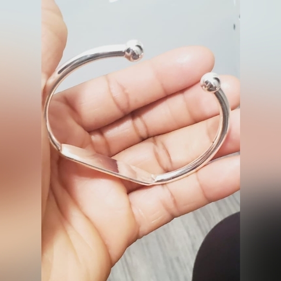 "Be Bold" Customized Name Nameplate Bracelet Personalized Stainless Steel. 🌴 - Picture 5 of 9